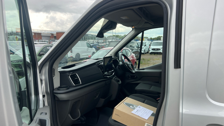 Ford Transit E-350 L3 Rwd 135kW 68kWh H2 Trend Van Auto